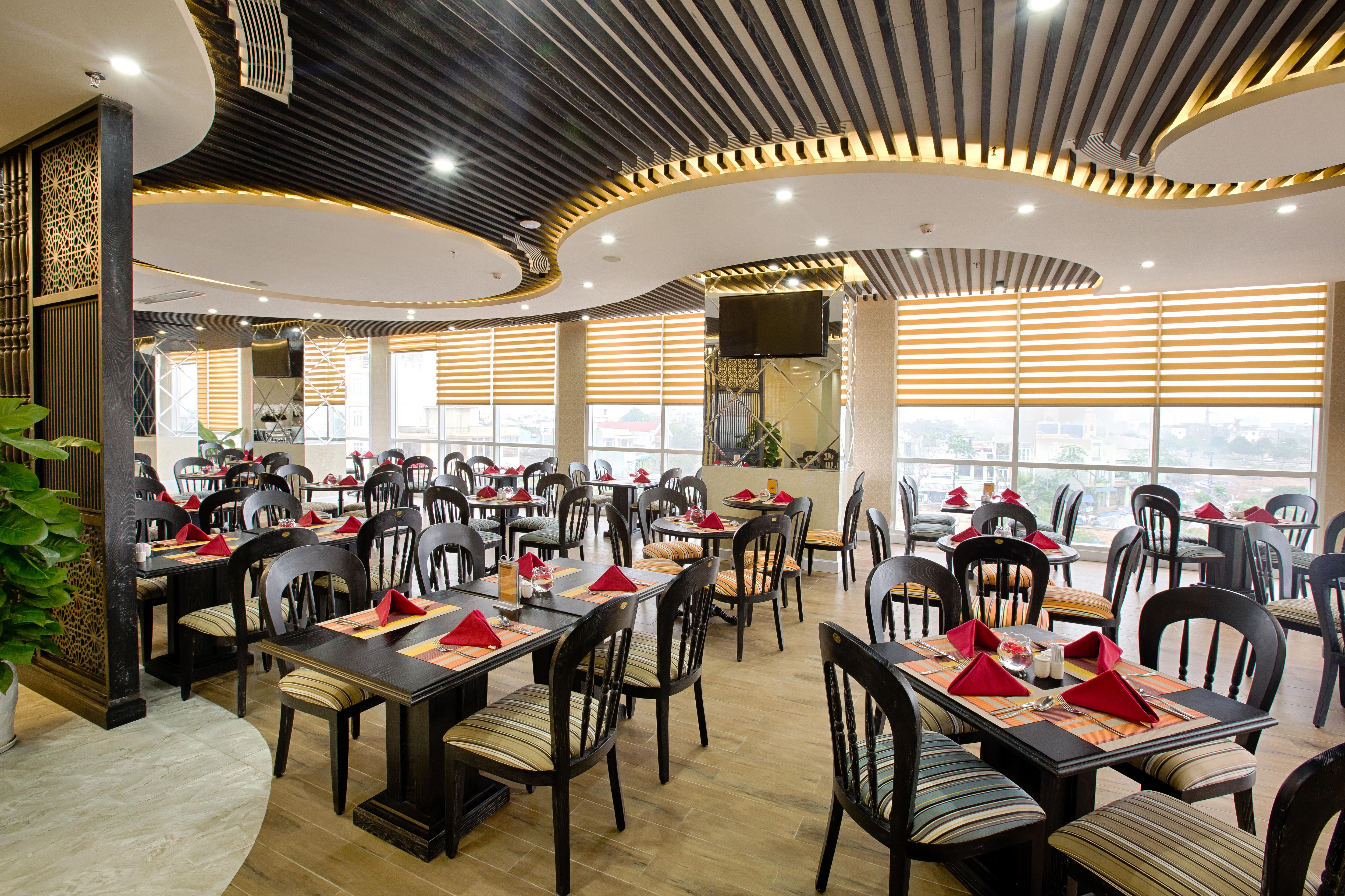 Hotel Fivitel Đà Nẵng Extérieur photo